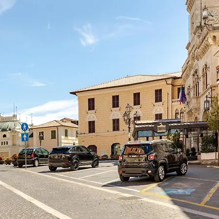 La Meridiana פיוג'י